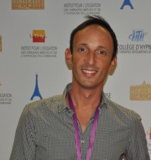 Drs Guillaume Belouriez et Jean-Marc Benhaiem au Congrès Mondial d'Hypnose de Paris 2015